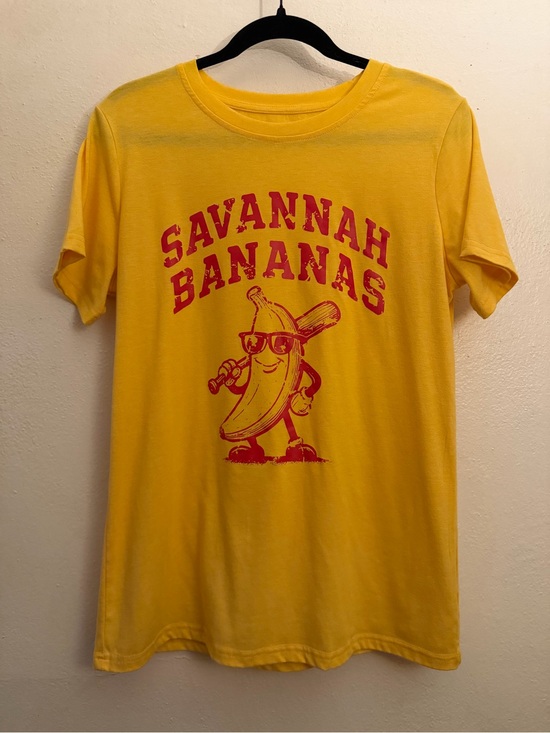 Tops - Savannah Bananas like New Unisex Tee size L